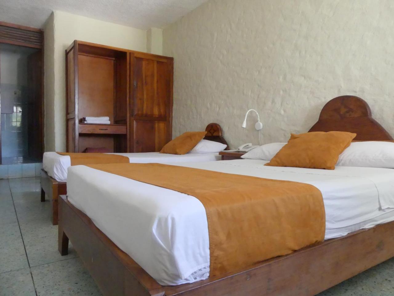 Hostal Estrella De Mar Пуерто Айора Екстериор снимка