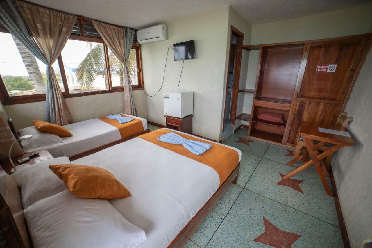 Hostal Estrella De Mar Пуерто Айора Екстериор снимка