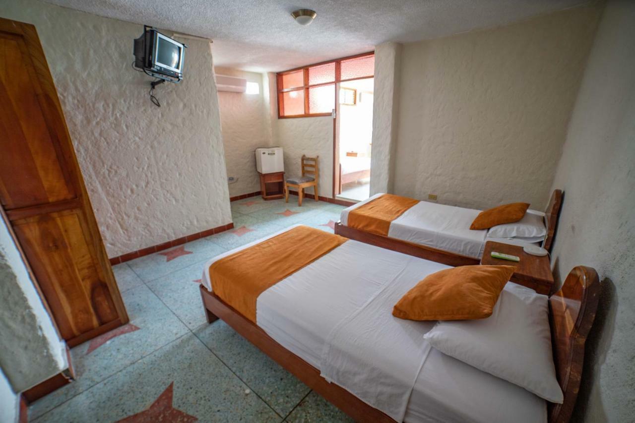 Hostal Estrella De Mar Пуерто Айора Екстериор снимка